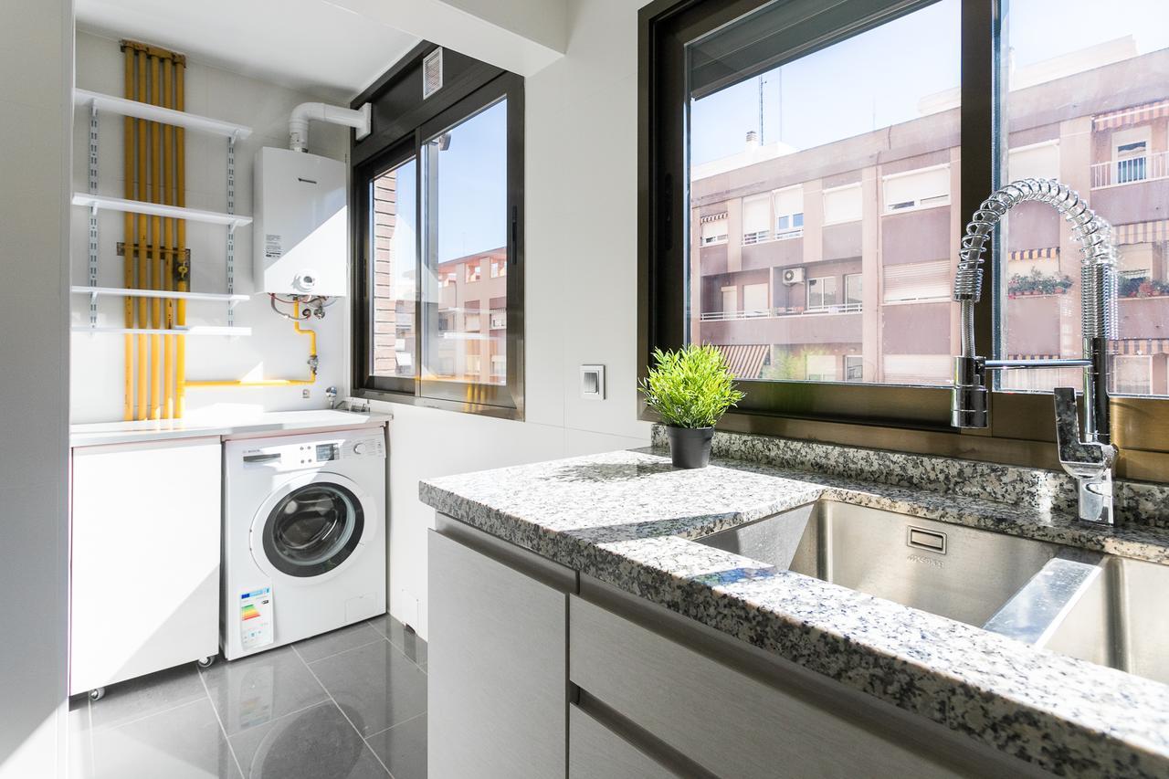 Apartup Mestalla Home فالنسيا المظهر الخارجي الصورة
